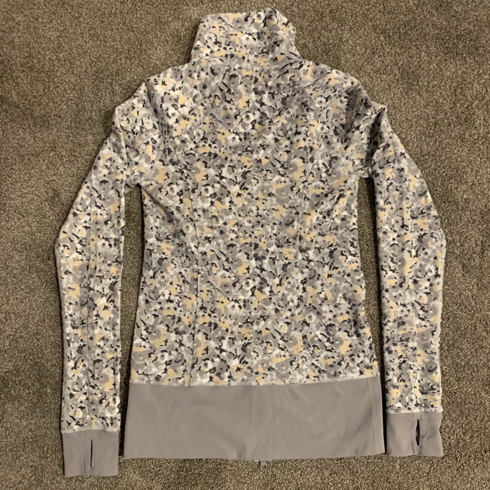 Lululemon jacket - Picture 2 of 4